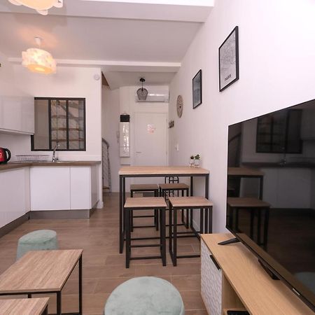 Le Nostradamus - Magnifique Appartement Cours Principal Plein Centre Avec Parking Salon-de-Provence Luaran gambar