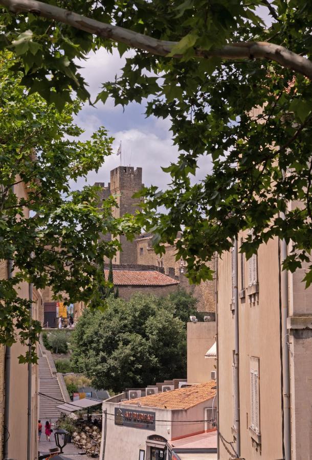Le Nostradamus - Magnifique Appartement Cours Principal Plein Centre Avec Parking Salon-de-Provence Luaran gambar