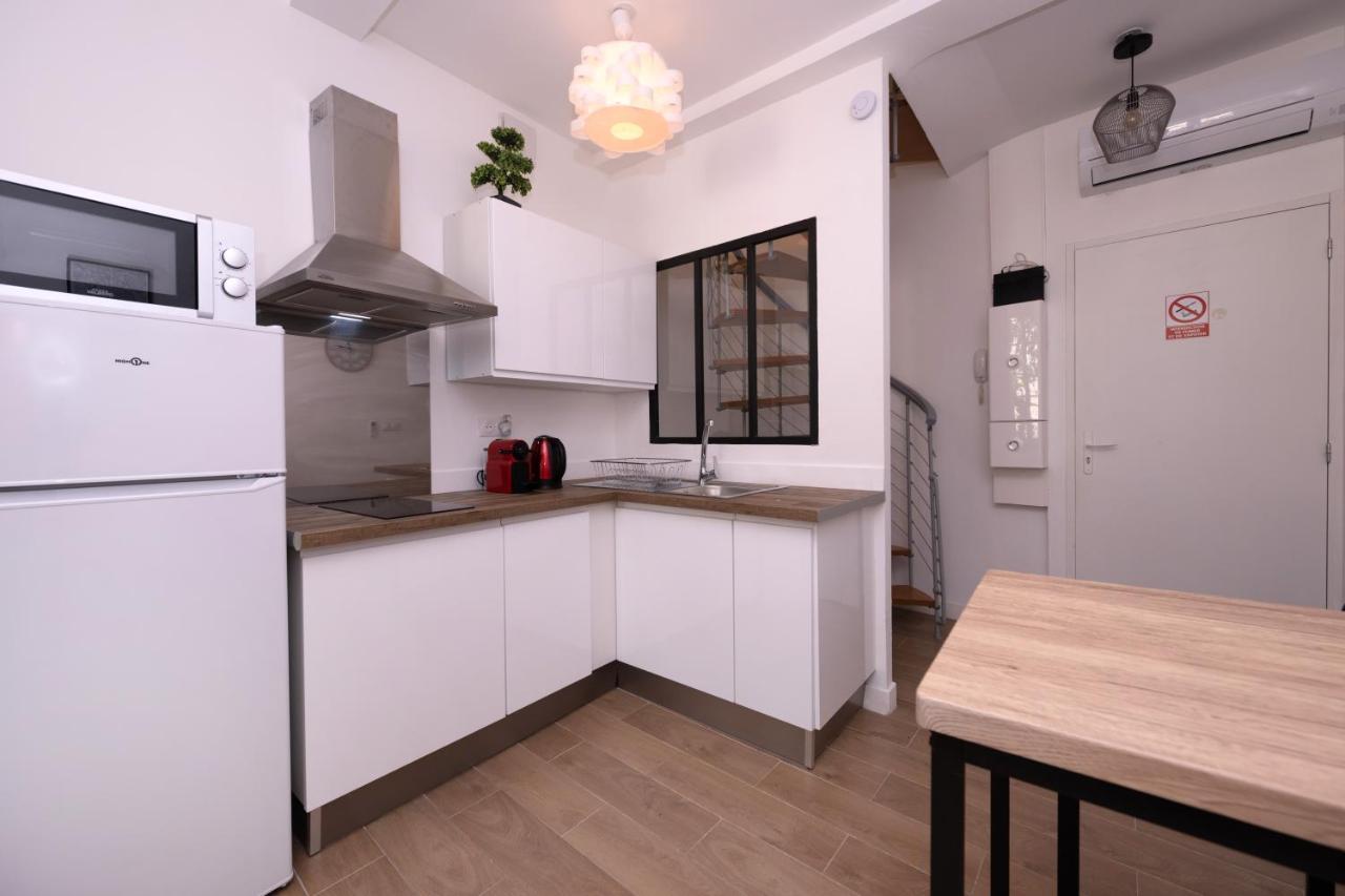 Le Nostradamus - Magnifique Appartement Cours Principal Plein Centre Avec Parking Salon-de-Provence Luaran gambar